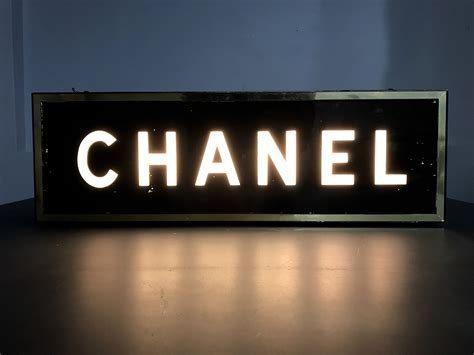 Rare 1950's CHANEL Light up Sign — AGENT 